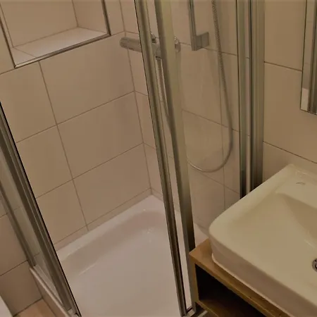 Eifelbraeu Hotell