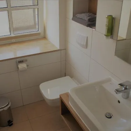 Hotell Eifelbraeu